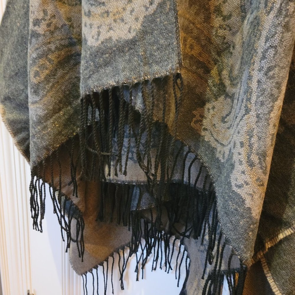 Style Wrap NWT - Picture 3 of 10